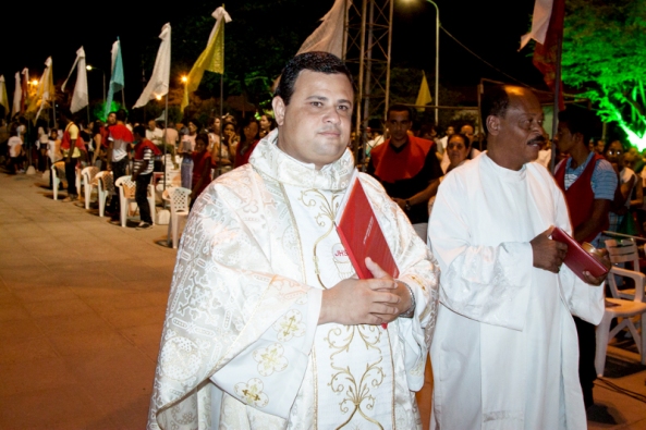 Padre Josemar Mota e Padre Benedito.